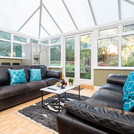 Large 4 Bedroom House - Top Rated - Off-Street Parking - Garden - Sleeps 9 - Contractors - Groups - Pool Table Northfield 外观 照片