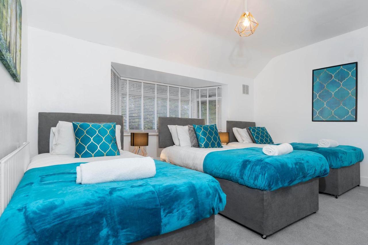 Large 4 Bedroom House - Top Rated - Off-Street Parking - Garden - Sleeps 9 - Contractors - Groups - Pool Table Northfield 外观 照片