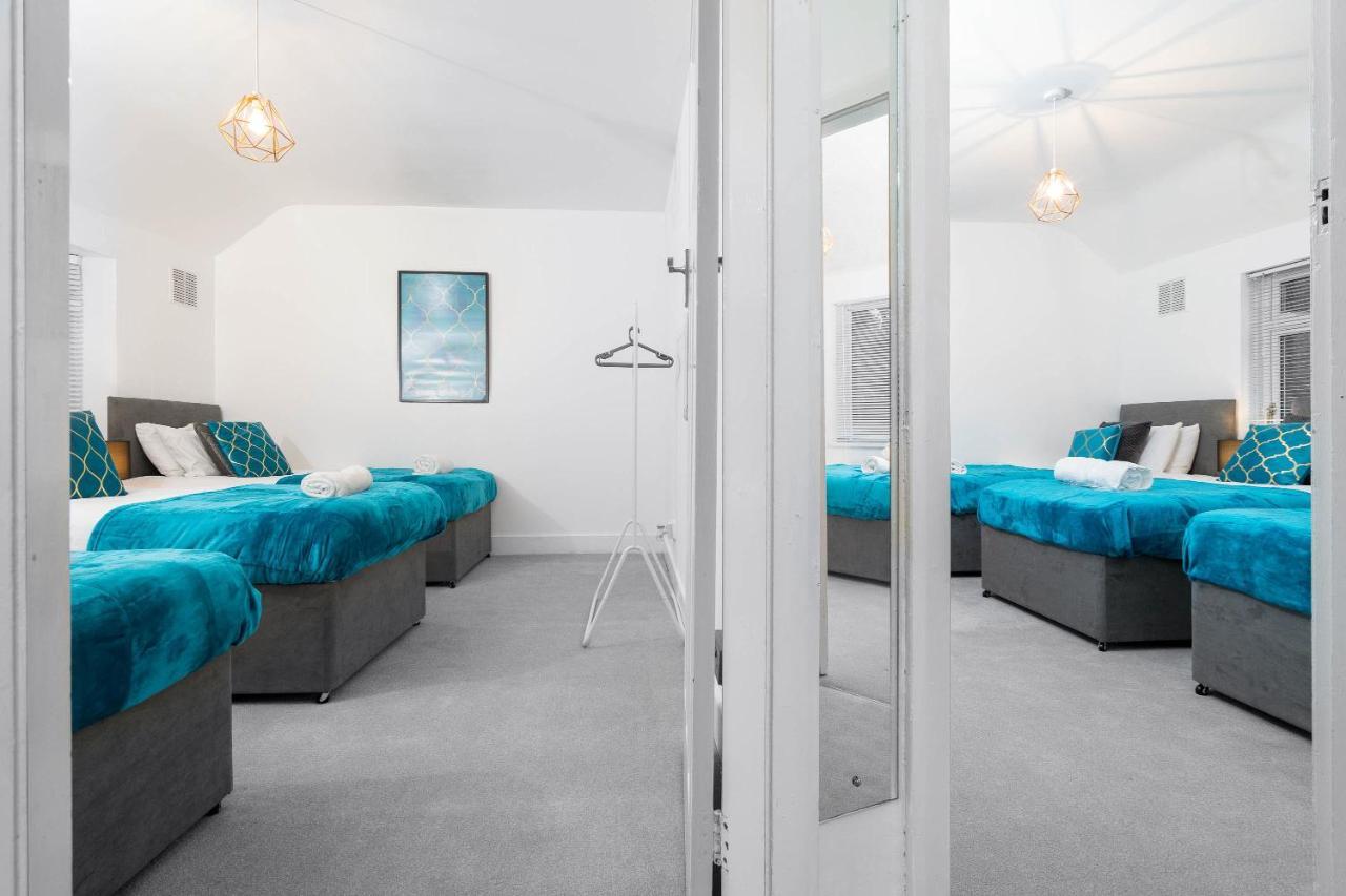 Large 4 Bedroom House - Top Rated - Off-Street Parking - Garden - Sleeps 9 - Contractors - Groups - Pool Table Northfield 外观 照片